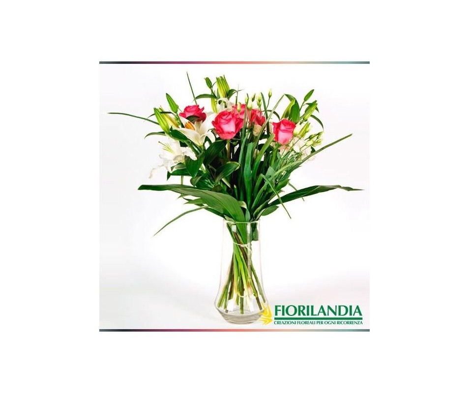 Bouquet tradizionale, con rose e lilium asiatico