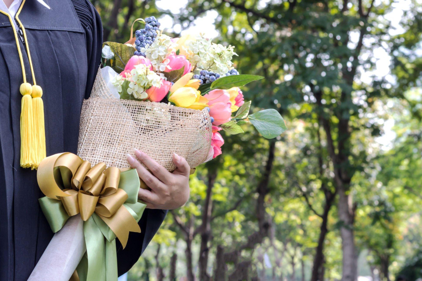 Mazzi di fiori per laurea Milano